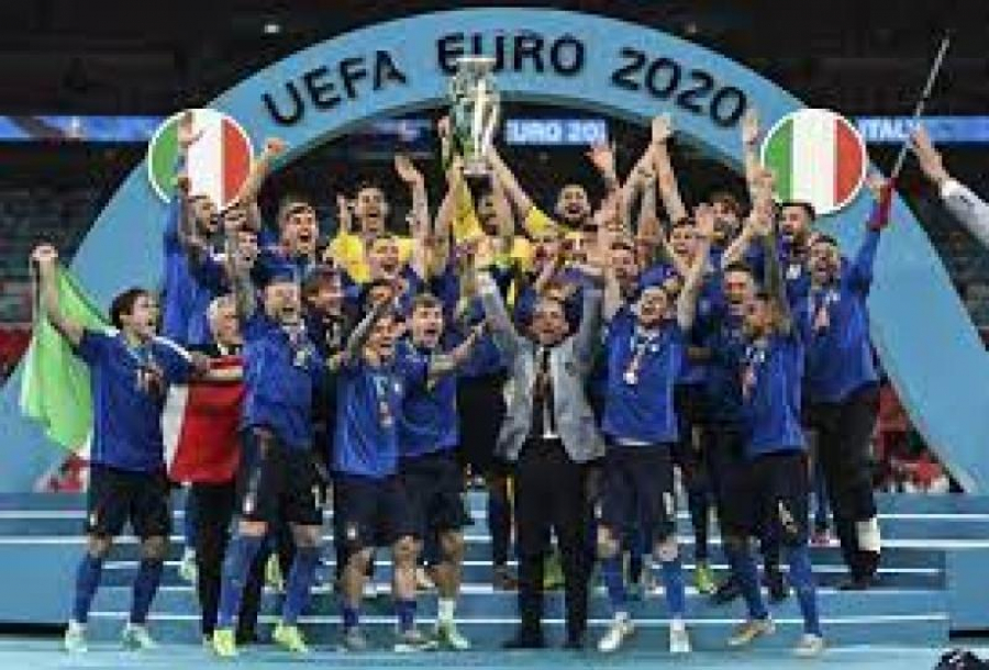 Italia și Argentina, noile campioane