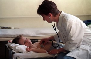 Alarmant: Creştere a numărului de copii bolnavi de pneumonie