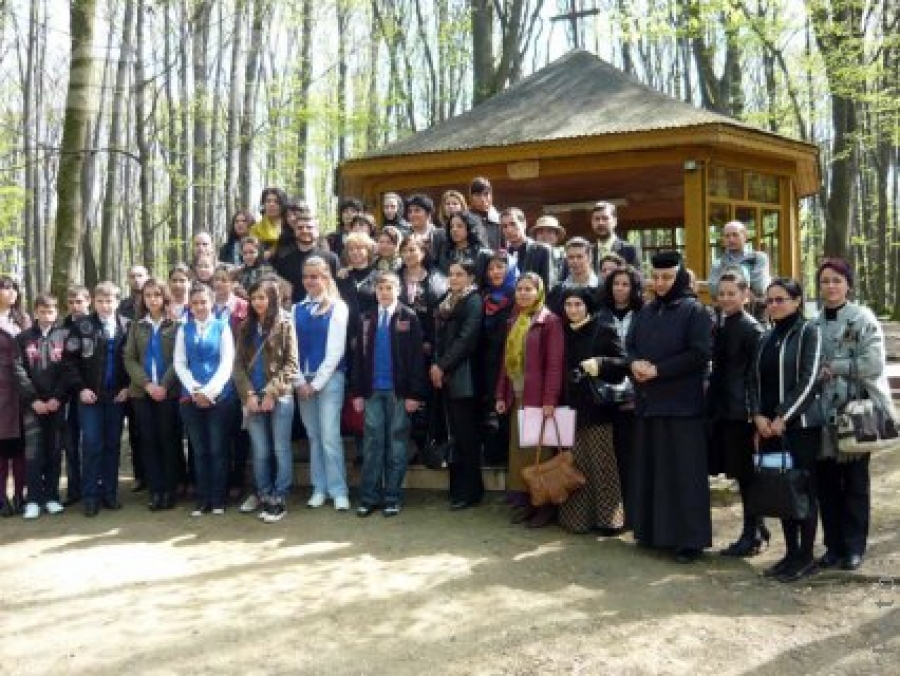 Pelerinaj la Cercul pedagogic
