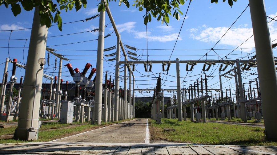 Consumul de electricitate, cu 30% mai mare decât în zilele normale de vară
