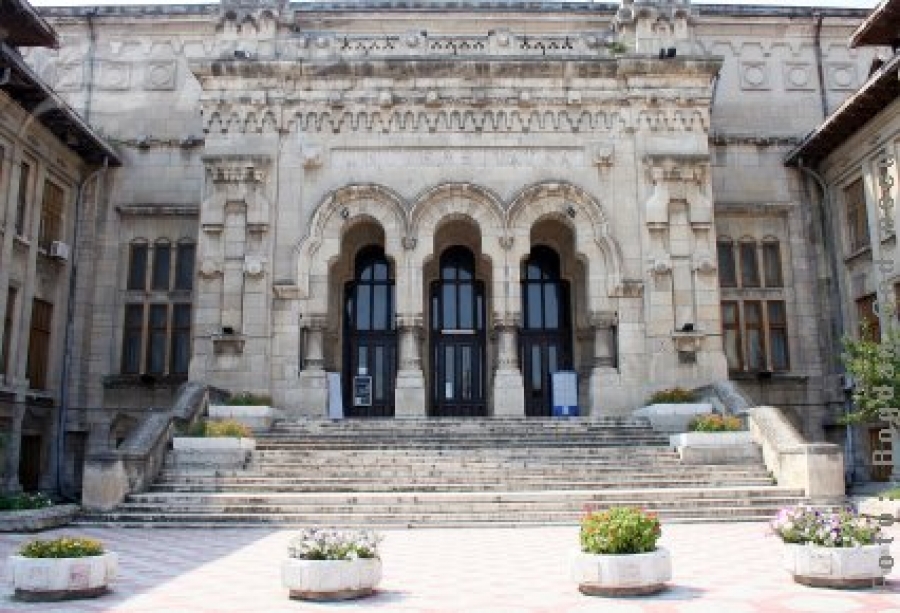 Universitatea se deschide, totuşi, sâmbătă