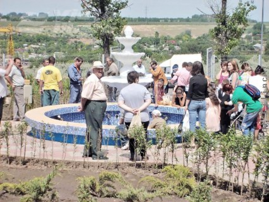 Parc şi loc de joacă la periferie, deschise chiar de 1 iunie