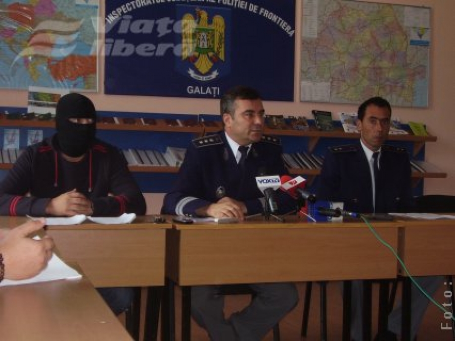 A fost „ruptă” a treia reţea de contrabandişti 