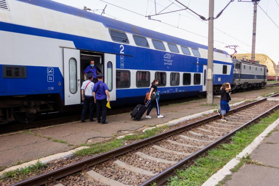 Transbordare auto la trenurile pe ruta Cluj Napoca - Galați