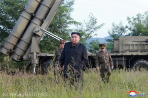 Coreea de Nord îşi testează lansatoarele