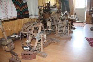 Muzeul Satului din Odaia Manolache merită vizitat! (FOTO)