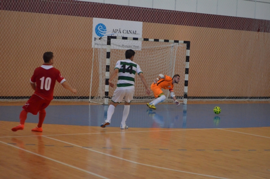 FUTSAL: Gălăţenii de la United, ploaie de goluri la Piatra Neamţ