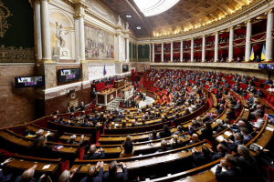 Franța se ”înarmează” legislativ împotriva ingerințelor străine