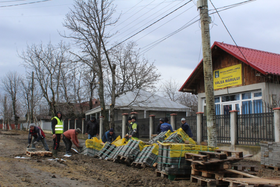 200 de locuri de muncă pentru Valea Mărului