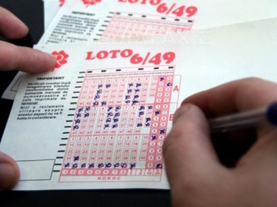 Premiul categoriei I la Loto 6/49, de peste două milioane de euro, nu a fost câştigat