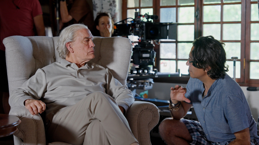 „Cravata galbenă”, un film care aduce oamenii împreună. Premieră de gală la Galați (FOTO)