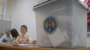 Secție de votare pentru basarabeni