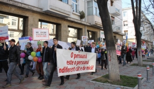 Mâine are loc &quot;Marşul pentru viaţă&quot;