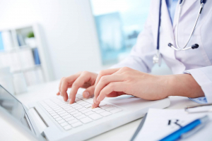 Medicii de familie acordă consultații prin telefon sau online