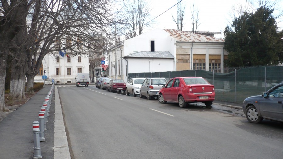 Nu avem parcări, dar tupeu, cât cuprinde!