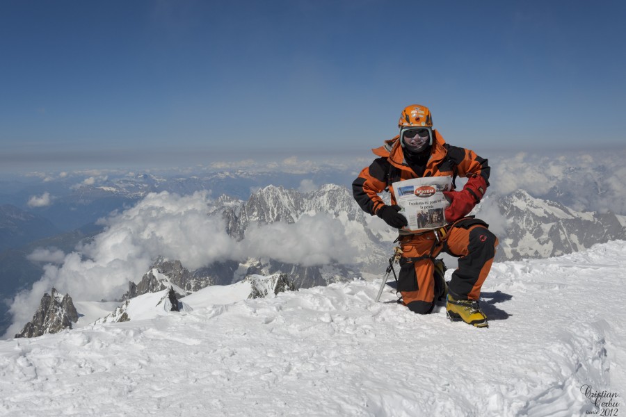 Cu „Viaţa liberă” pe Mont Blanc! Atitudinea a învins altitudinea (FOTO)