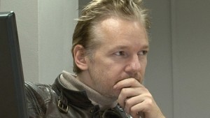 Justiţia din Marea Britanie confirmă extrădarea lui Julian Assange în Suedia