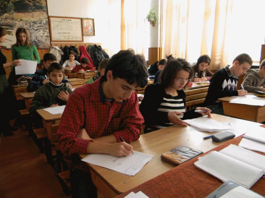 Evaluările la clasele a II-a, a IV-a şi a VI-a / Vezi care sunt şcolile pilot 