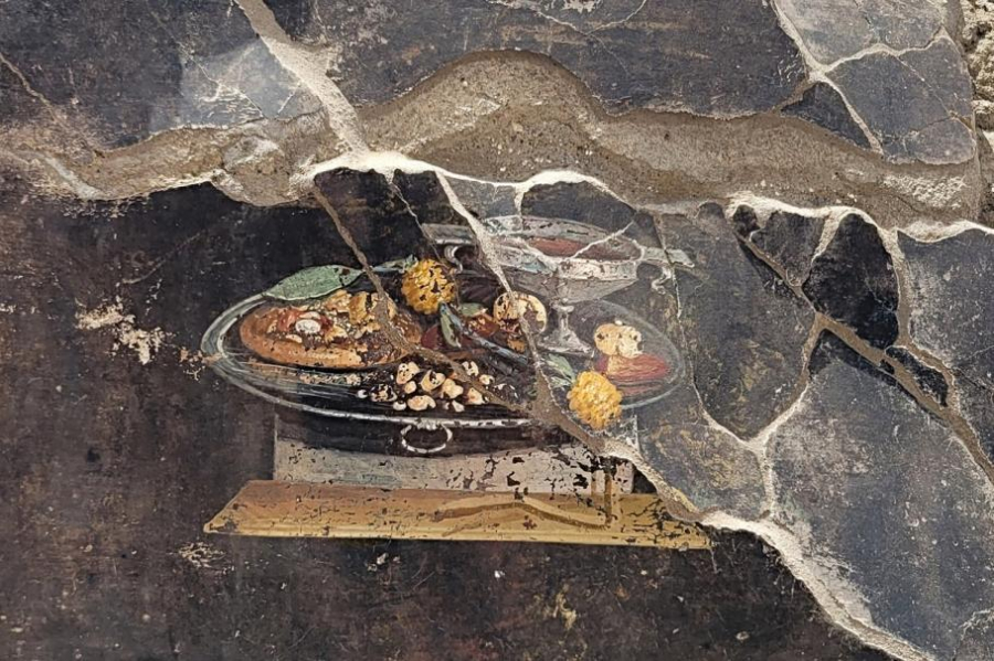 Frescă cu vin și „pizza”, la Pompeii