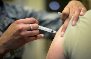 Vaccinul antigripal va fi disponibil din 15 septembrie