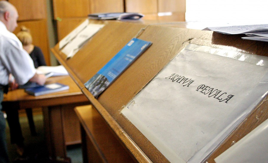 Boldea CERE înapoi BANII aflaţi sub sechestru DIICOT