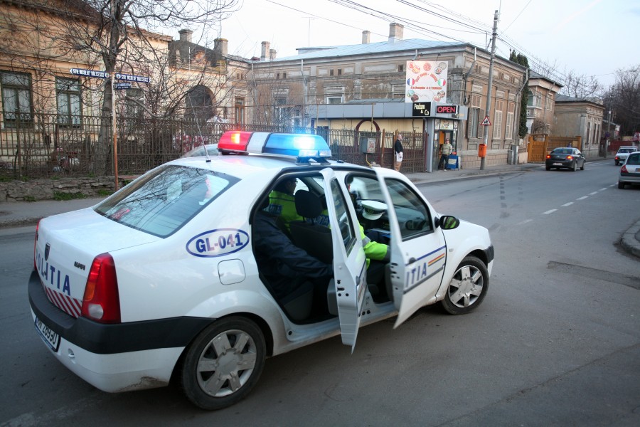 VIDEO/ 290 de sancţiuni aplicate într-o singură zi de poliţiştii gălăţeni. Vezi cine şi pentru ce a fost sancţionat 