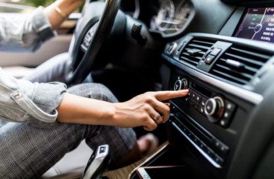 Sfaturi obligatorii pentru ca AC-ul mașinii să funcționeze bine în timpul verii