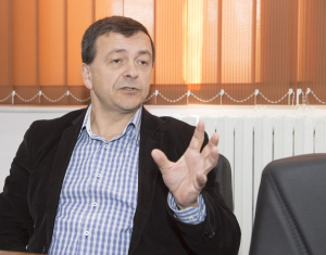 Profesorul universitar gălăţean Lucian Puiu Georgescu, desemnat ministru al Cercetării