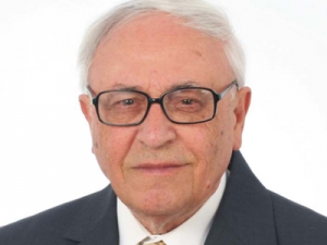 ONORURI pentru un distins cadru universitar. Prof. dr. fiz. COSMA TUDOSE devine PROFESOR EMERIT