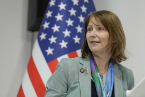 Ambasadoarea SUA în România se pensionează