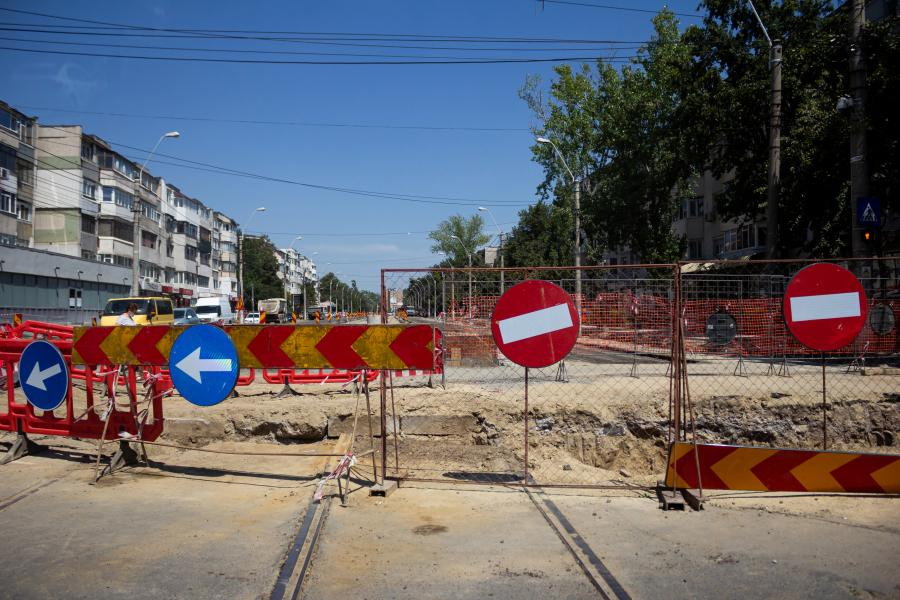 Restricţii prelungite pe strada Siderurgiştilor