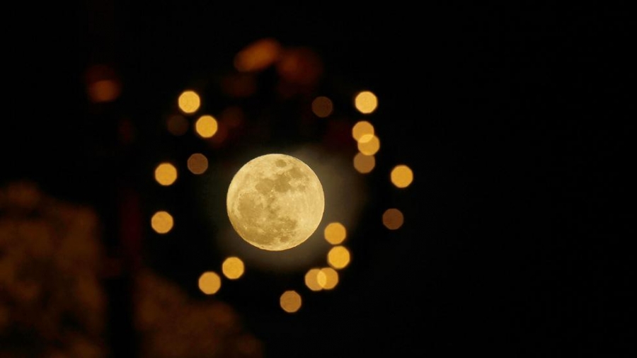 Fenomen astronomic rar: LUNA PLINĂ va fi vizibilă de CRĂCIUN, pentru prima dată în ultimele patru decenii