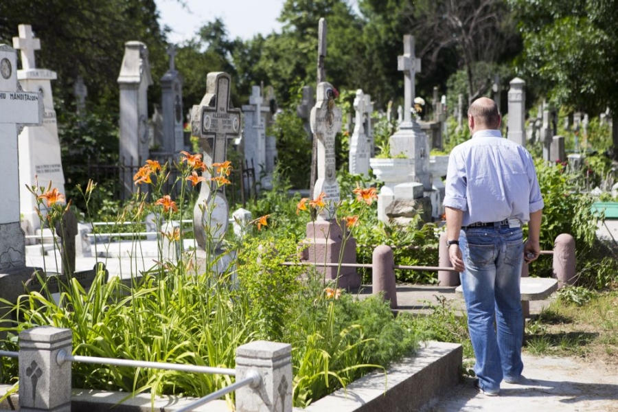 Ne confruntăm cu o problemă a LOCURILOR DE VECI: Creştinii gălăţeni ar putea fi înmormântaţi în Cimitirul Evreiesc