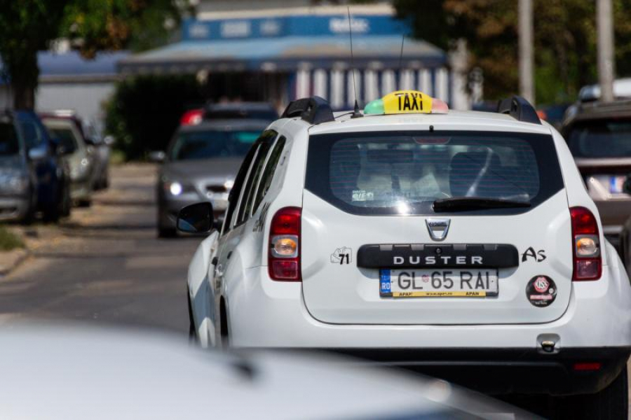 Taximetriștii gălăţeni cer majorarea tarifului pe kilometru