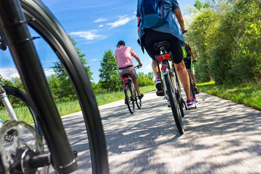 „Fotofiniș” pentru pista de biciclete din județ