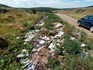 Colectarea deșeurilor a murit la sat. Nicio comună din Galați nu a atins nivelul minim de reciclare