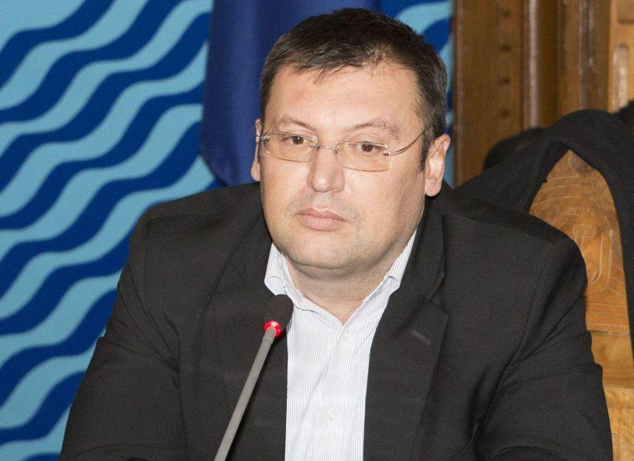 Judecătorii instanței supreme i-au dat câștig de cauză directorului Daniel Stadoleanu. Raport de incompatibilitate anulat definitiv