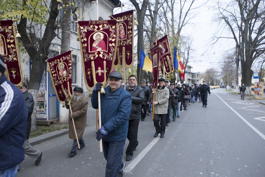 Tradiţionalul pelerinaj de Florii, sâmbătă după-amiază. Restricţii de trafic pentru şoferi