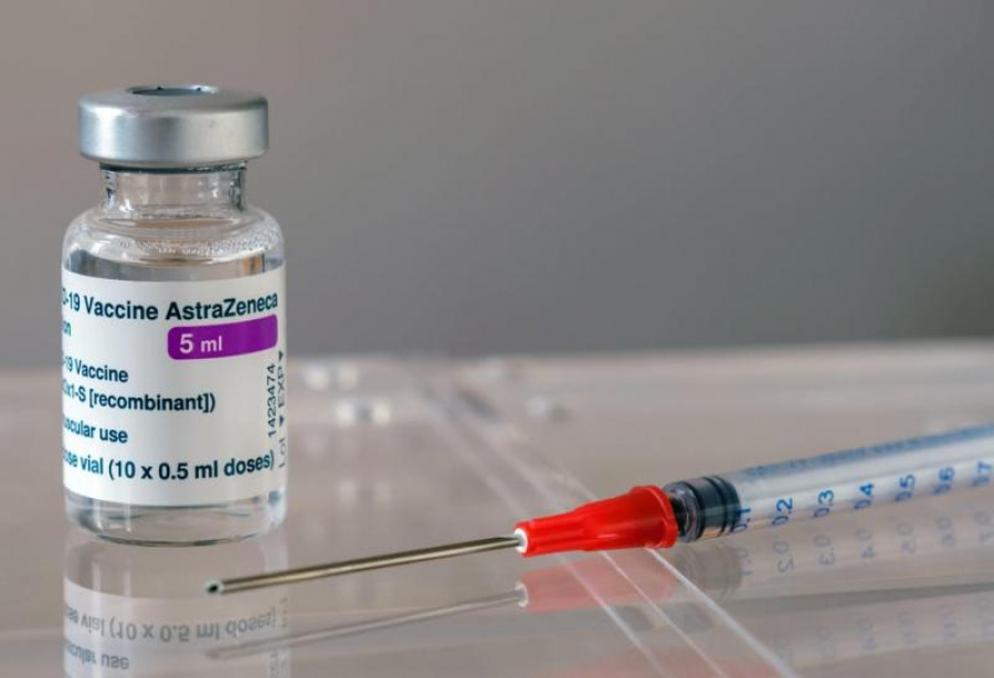 Vaccinul AstraZeneca nu ar trebui administrat persoanelor de peste 60 de ani
