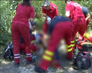 TRAGEDIE PE FALEZĂ: Element de muniţie găsit în Dunăre, explodat în mâna unui gălăţean