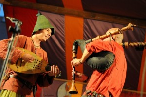 Saint Patrick&#039;s Day, şi la Galaţi/ Petrecere irlandeză cu iz de festival medieval la Sala Sporturilor