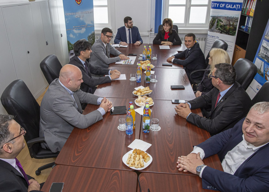 Delegația Agenției Portului din Serbia alături de Excelența Sa Stefan Tomašević, Ambasadorul Serbiei în vizita la CN APDM