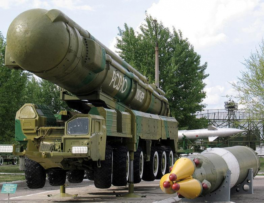 Ucraina vrea să se doteze cu arme nucleare