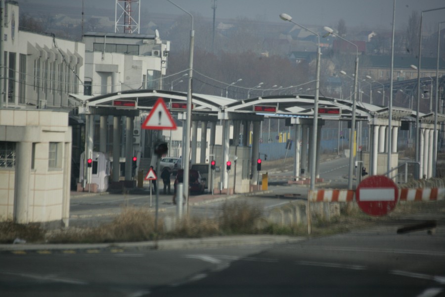  Moldovean împuşcat la Punctul de Trecere a Frontierei Galaţi-rutier