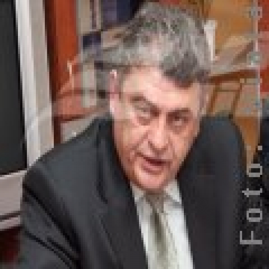 Bătaie la marginea gropii