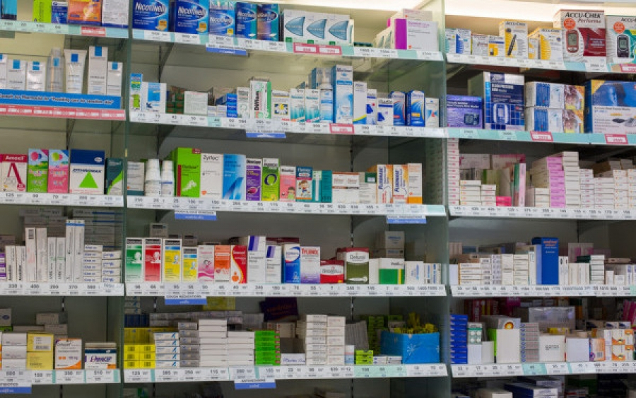 Medicamente interzise, încă pe rafturile farmaciilor