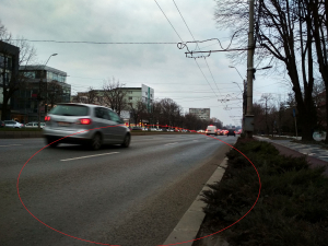 Trafic rutier îngreunat pe strada Brăilei și trolee înlocuite cu autobuze