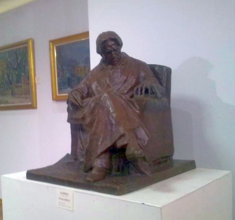 COMORI DE PATRIMONIU/ Unul dintre cei mai mari sculptori români, la Muzeul de Artă din Galați