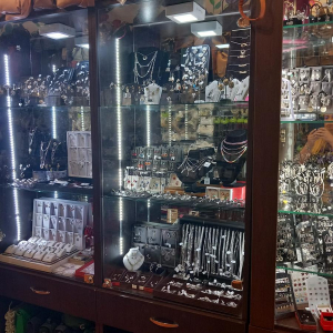 Magazin de bijuterii din Țiglina I, sancționat de Protecția Consumatorilor (VIDEO)