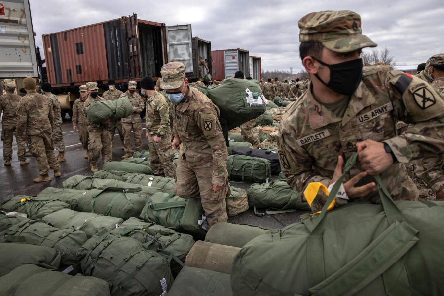 Pentagonul trimite întăriri în țările vecine cu Afganistanul